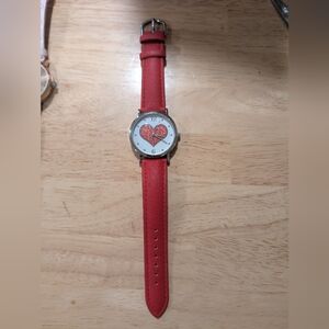 Elegant Red Heart Women's Analog Watch